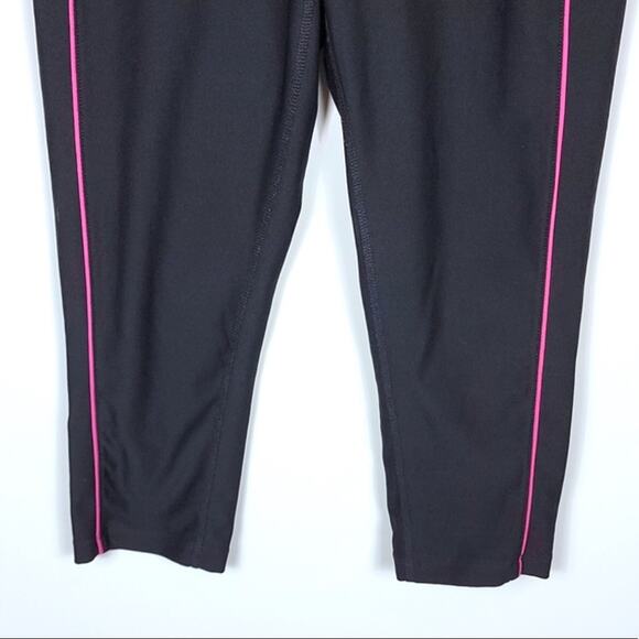 Xersion Black with Pink Stripes Capri Crop Running Athletic Legging - size small - Picture 3 of 7